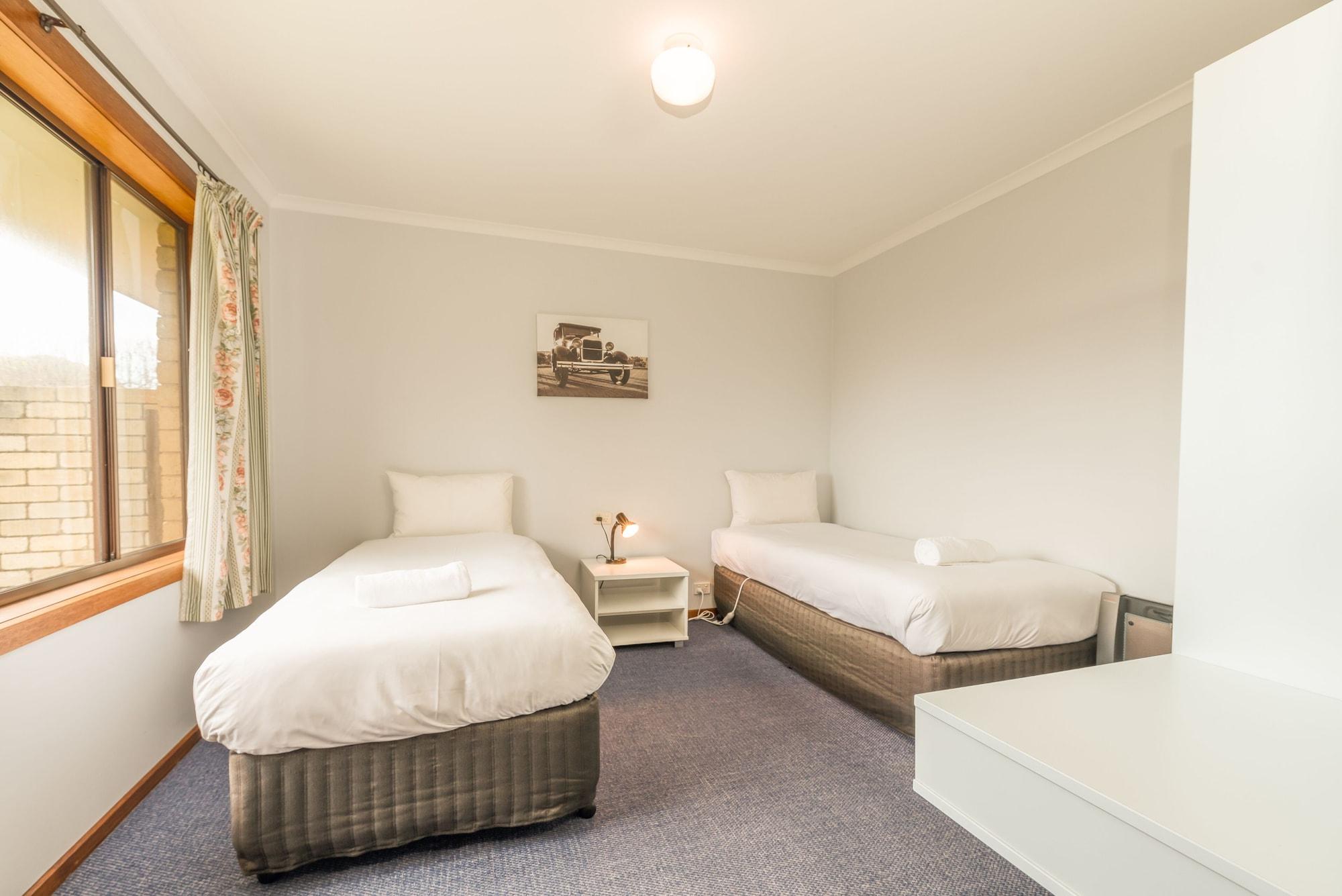Seasonal South Motel & Function Centre Ulverstone Exteriör bild