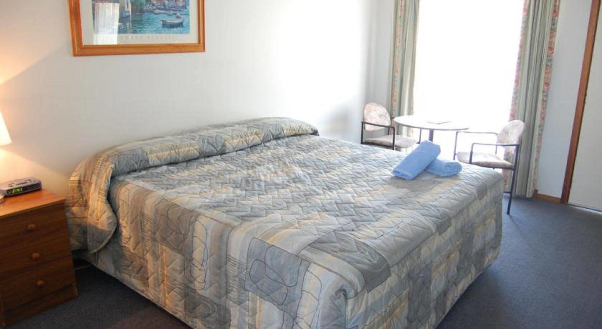 Seasonal South Motel & Function Centre Ulverstone Exteriör bild