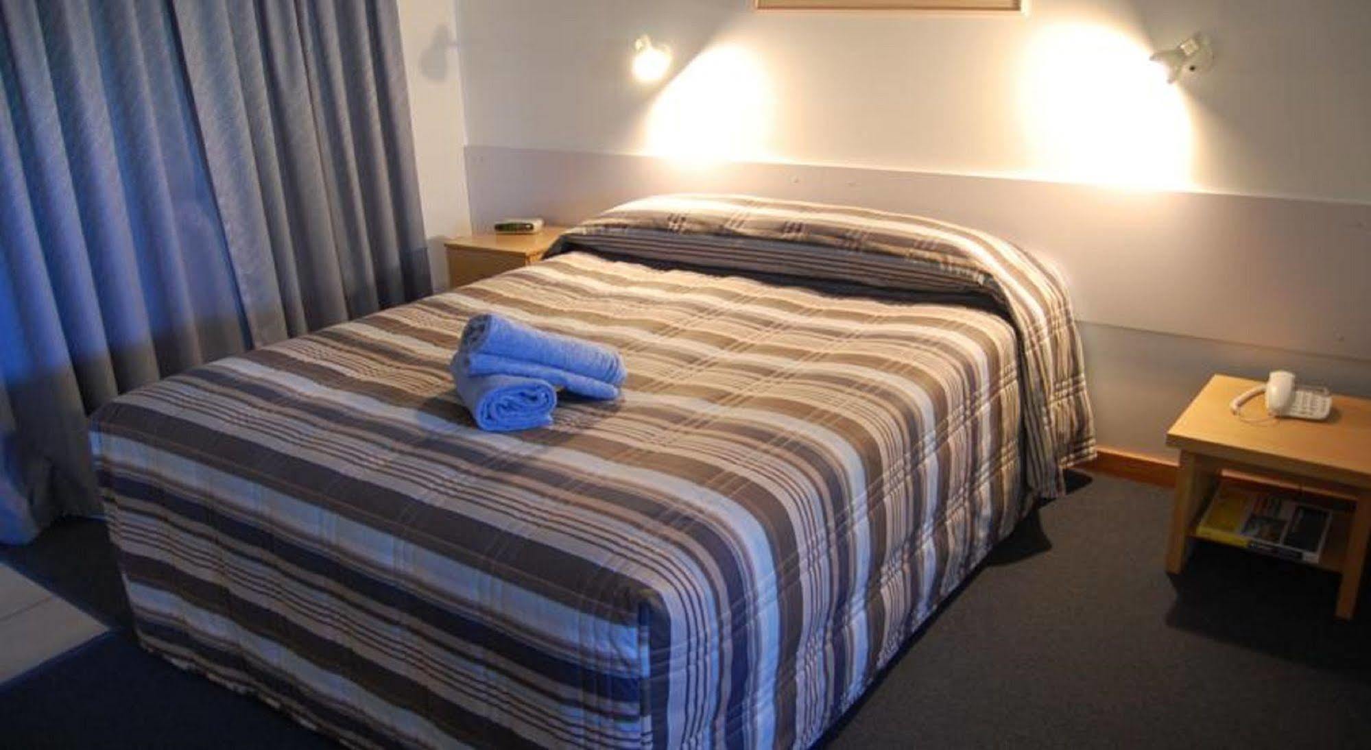 Seasonal South Motel & Function Centre Ulverstone Exteriör bild